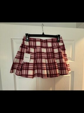 Forever 21  Pleated Skirt